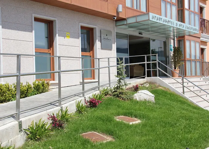 Apartahotel & Spa Jacetania Jaca